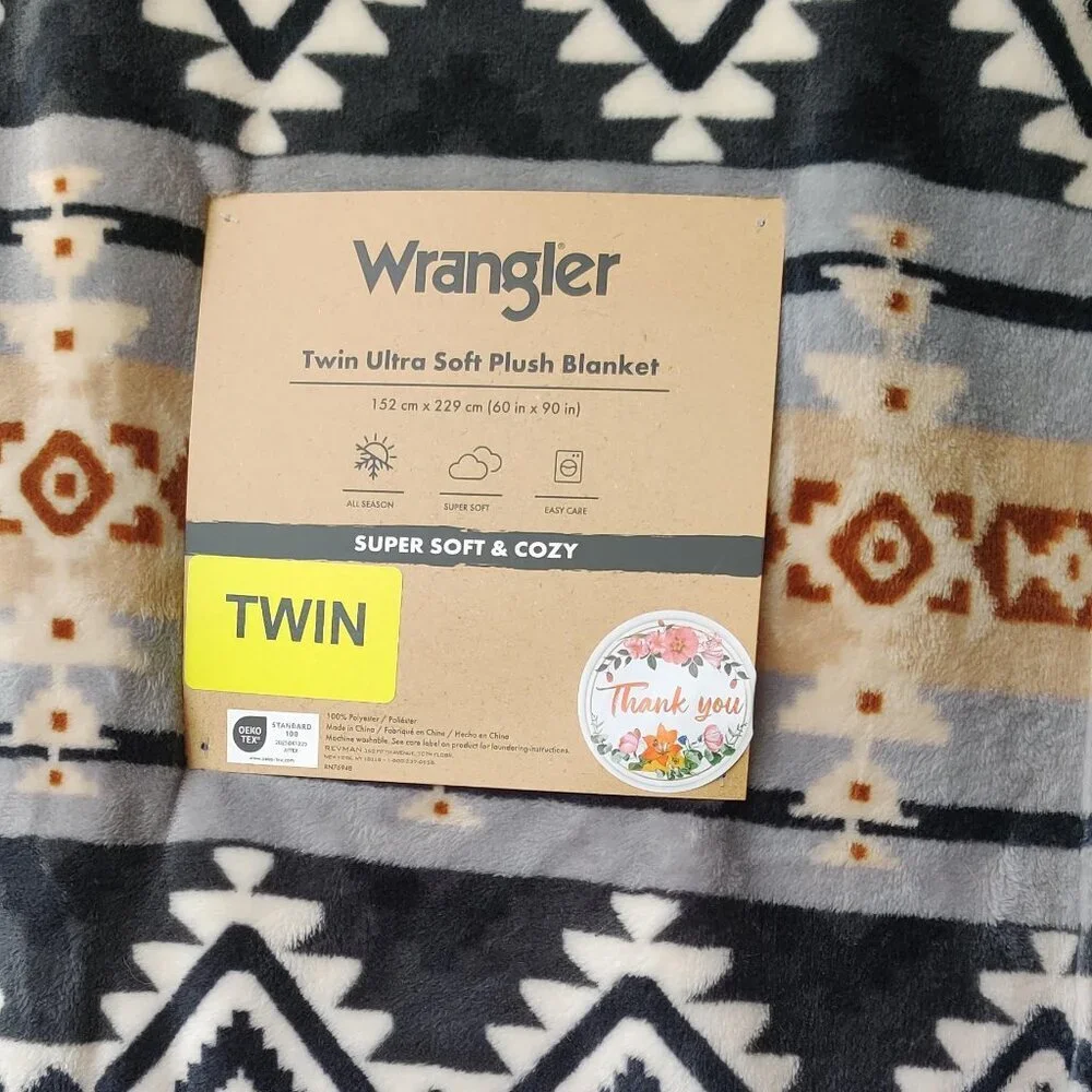 NEW!! WRANGLER TRIBAL AZTEC SOUTHWEST ULTRA PLUSH BLANKET - Size 60